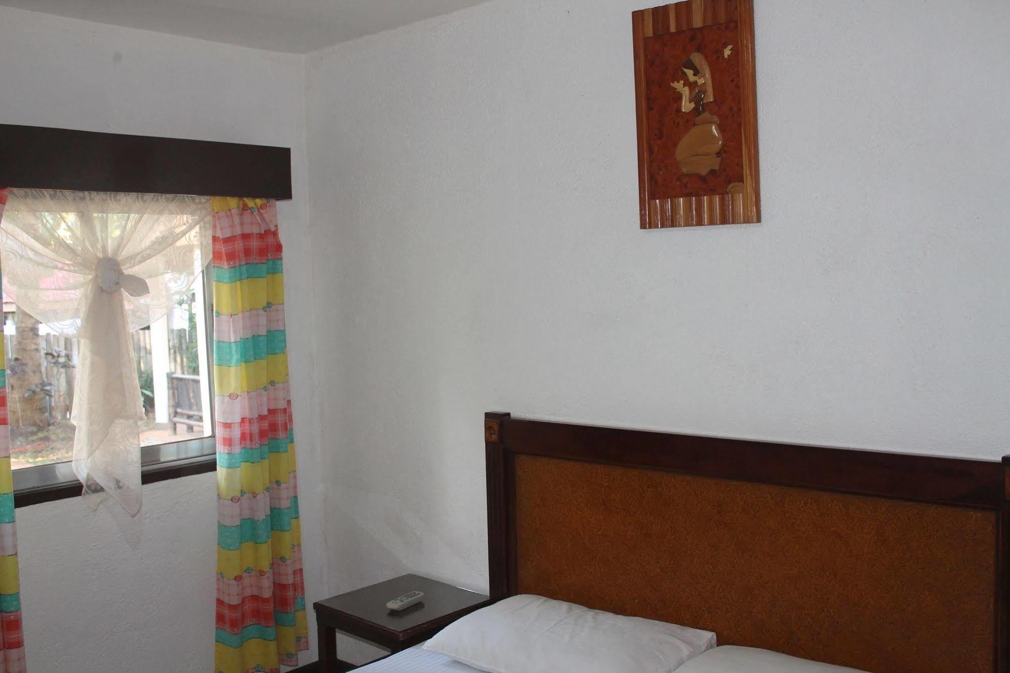 Paragayo Resort Tawala  Exteriér fotografie