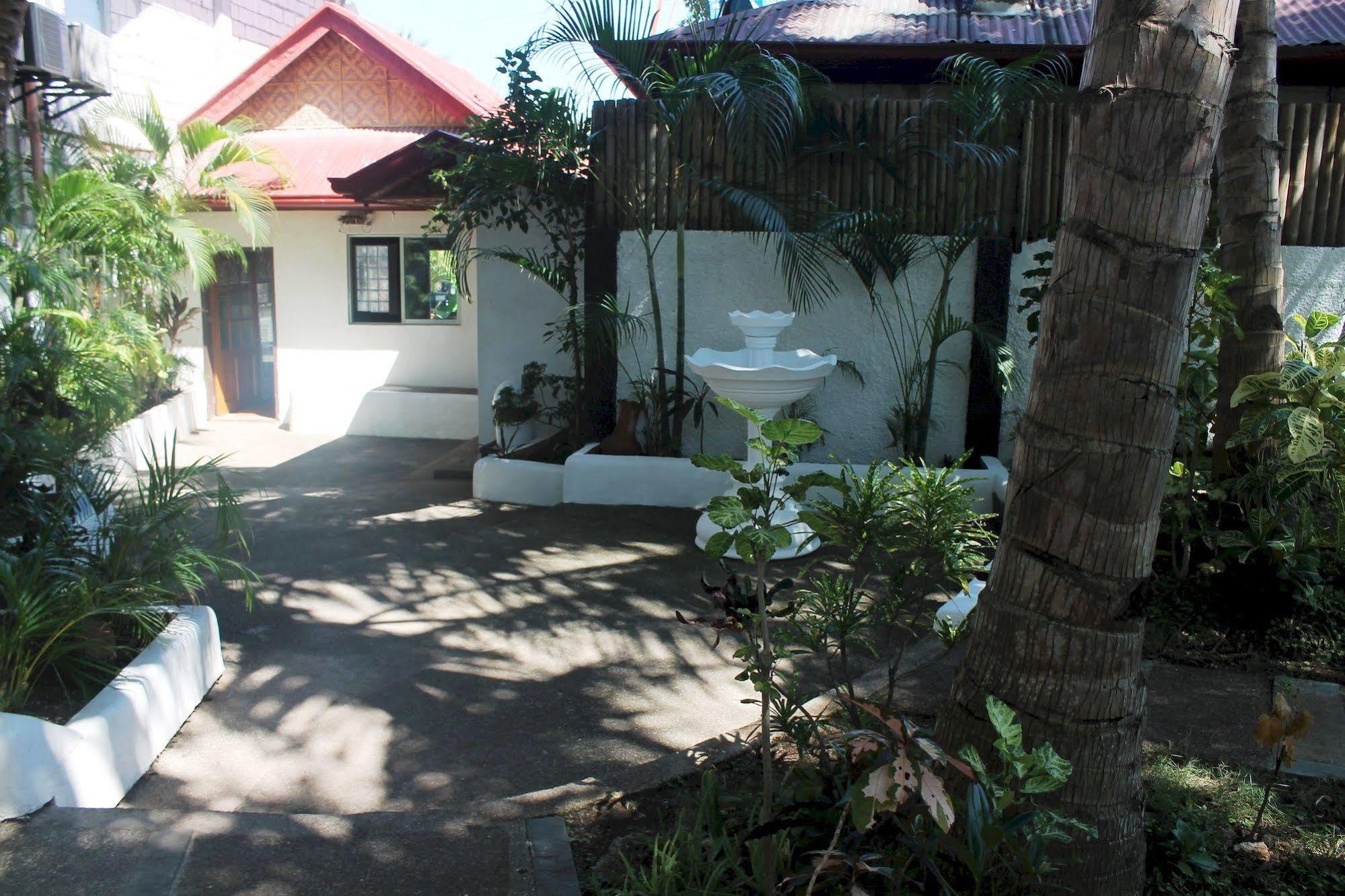 Paragayo Resort Tawala  Exteriér fotografie