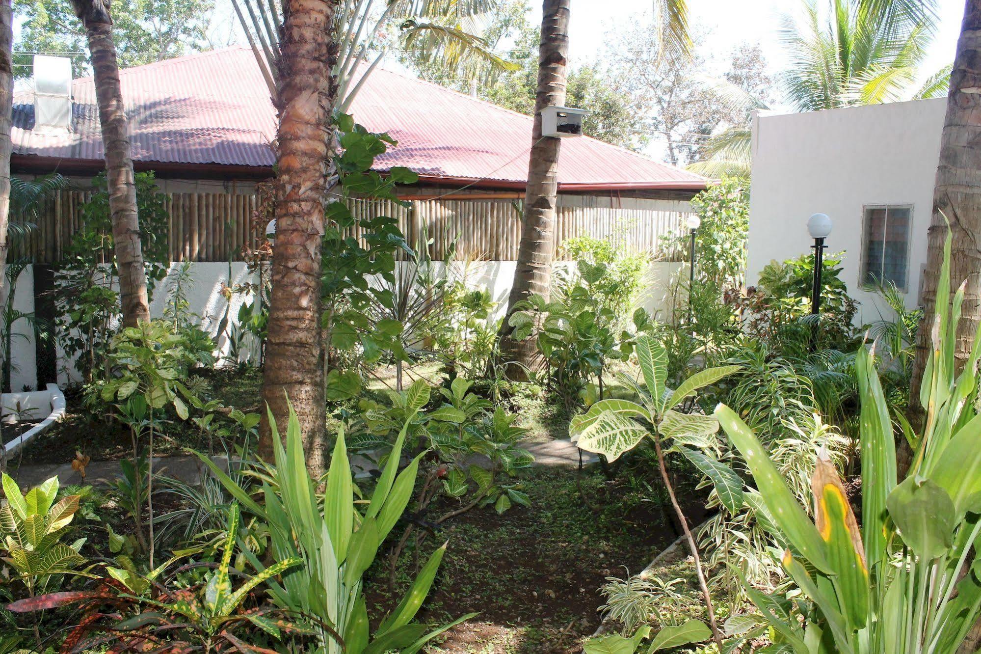 Paragayo Resort Tawala  Exteriér fotografie